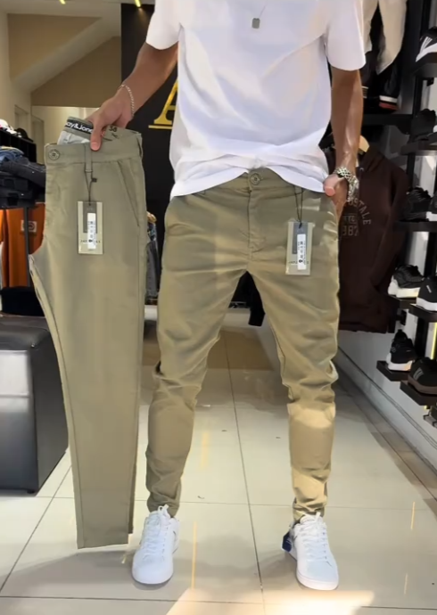 Herren Slim-Fit Freizeithose in Unifarben – Komfortabel 🧗‍♂️, Stylish 🛠️ & Perfekt für Jedes Outfit 🚀
