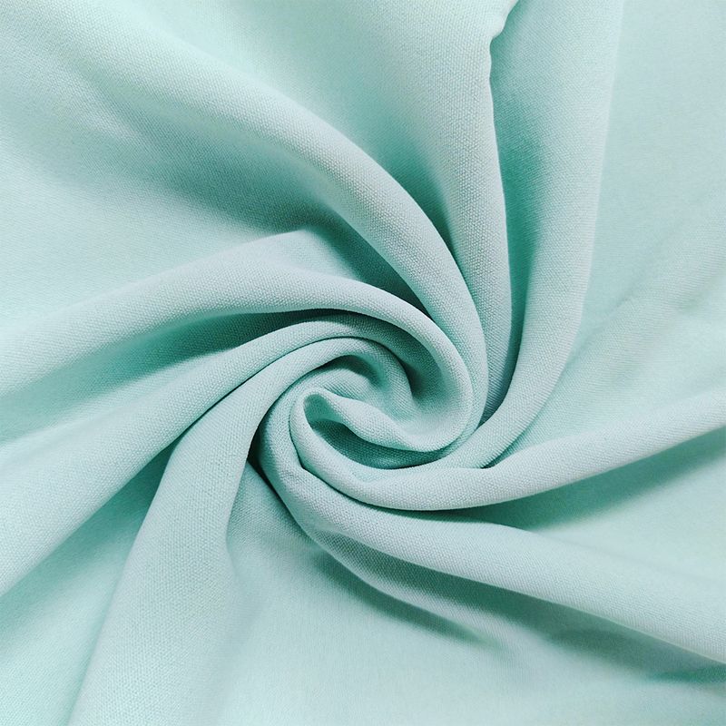 Elegantes zweiteiliges Set: langärmliges Oberteil mit Bündchen und Hose mit hoher Taille