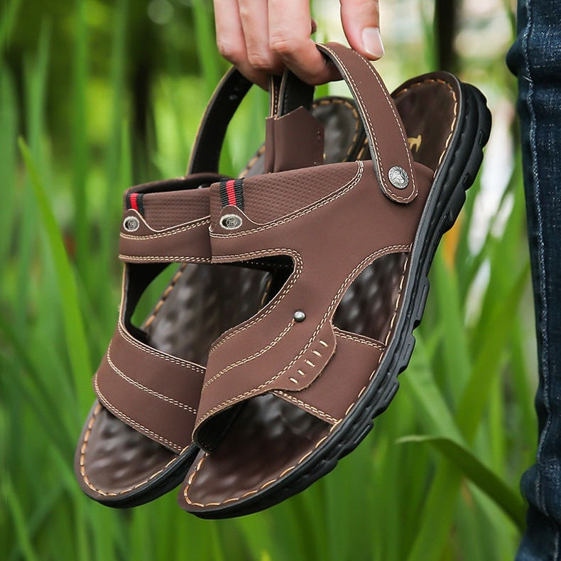 Atmungsaktive Sommersandalen für Herren mit verstellbarem Riemen