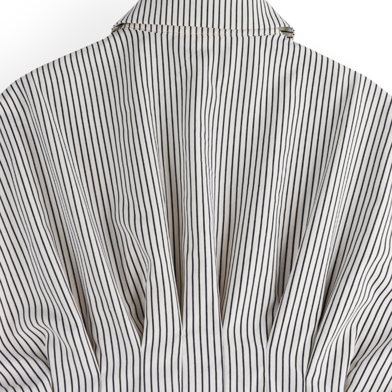 🌞Frühlingserwachen: 50% Rabatt!👕 Damen Gestreifte Tunika mit Smokbund & Peplum-Saum: Vertikale Streifen + Flutter-Ärmel – Figurbetont, atmungsaktiv & vielseitig für Büro & Freizeit