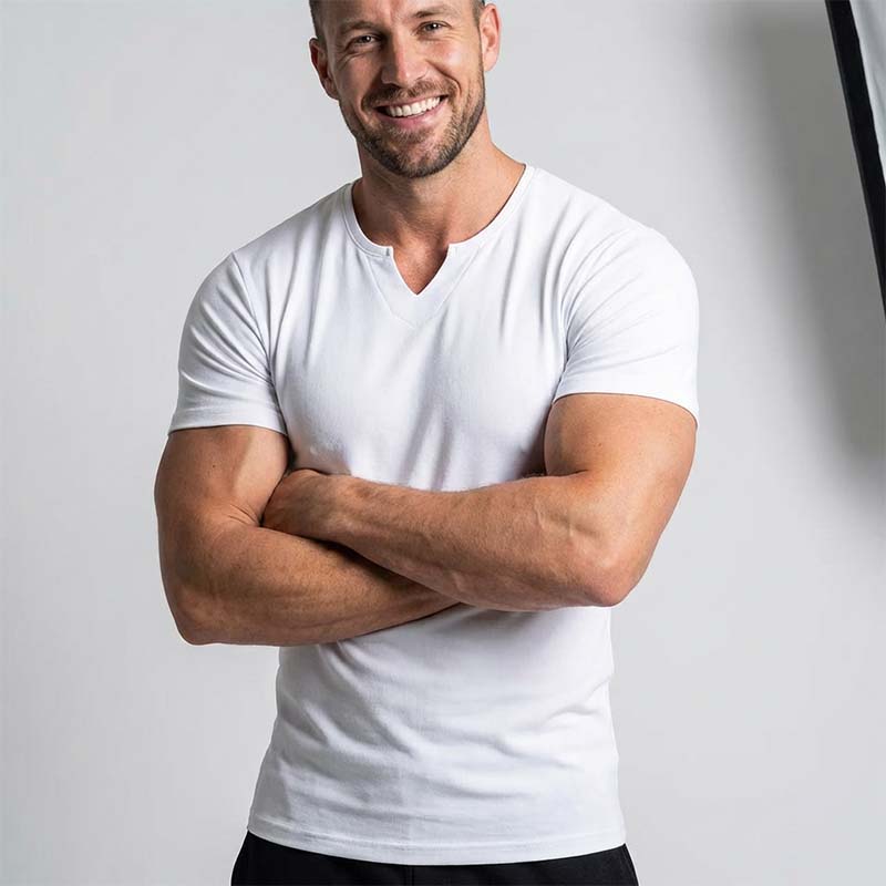 🌞Frühlingserwachen: 50% Rabatt!✨ Herren Lässiges Einfarbiges Athletic T-Shirt – Gekerbter V-Ausschnitt, Slim Fit & Stretch-Stoff für Kraftvolle Silhouette