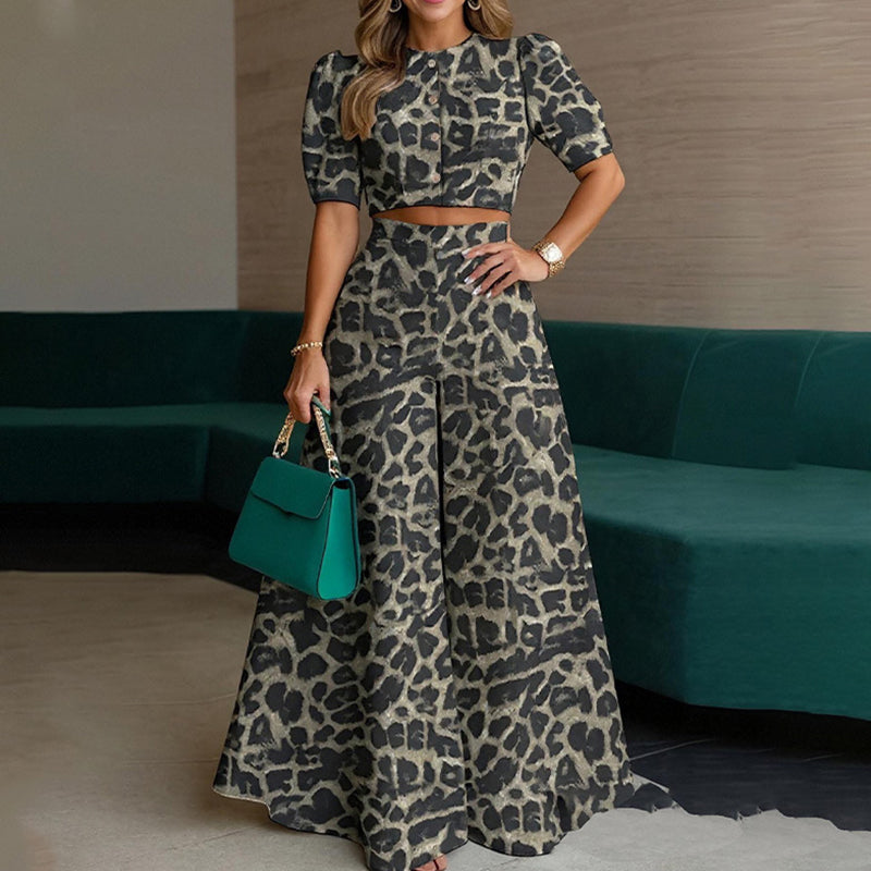 Elegantes Co-ord Set im Print-Design: Figurschmeichelndes Blusen-Top & weite Maxihose